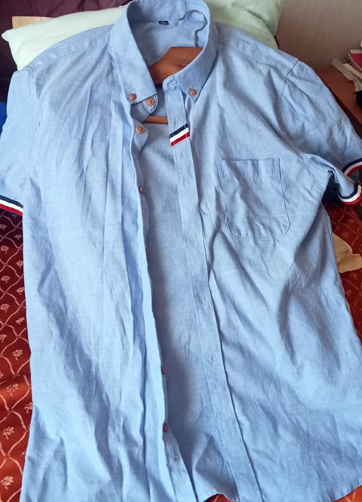 Chemise d'homme bleue blanc rouge � manches courtes T 3XL 9 Lyon 9 (69)