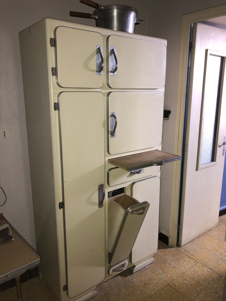 Buffet de cuisine vintage 130 Monl�on-Magnoac (65)