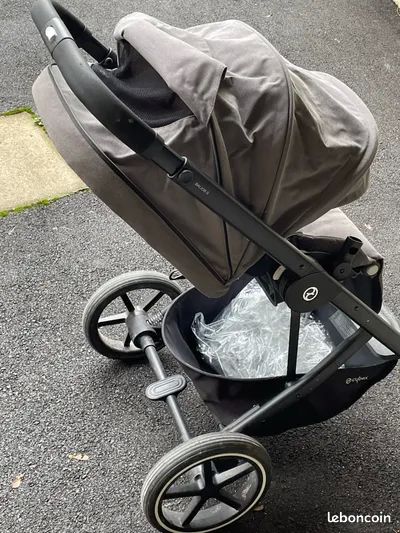 Poussette  Cybex Balios S 180 Montreuil (93)