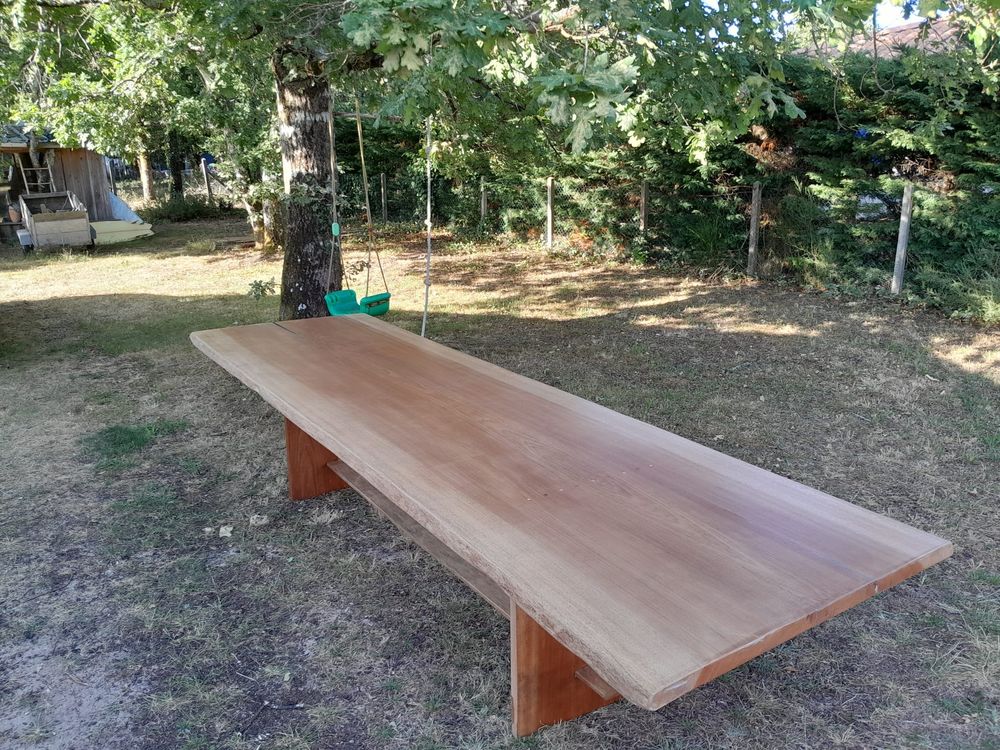 Grande Table en teck pour 12/14 personnes 
2000 Gujan-Mestras (33)