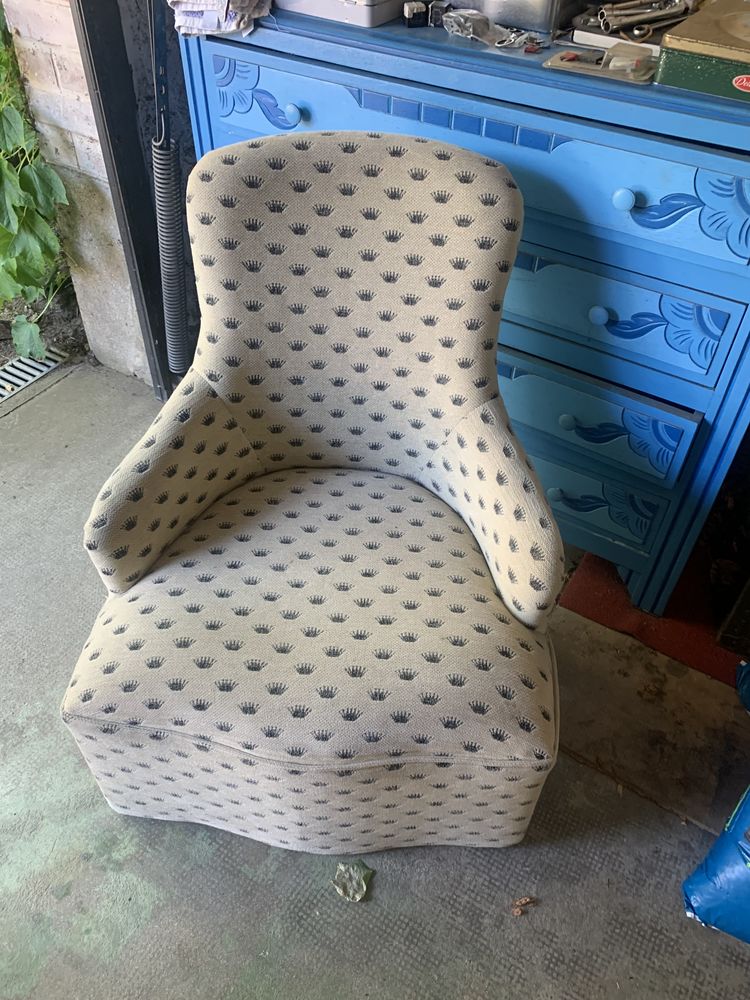 Fauteuil crapaud 30 La Varenne St Hilaire (94)