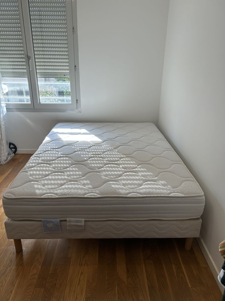 Lit sommier + matelas 140x190 250 Lyon 3 (69)