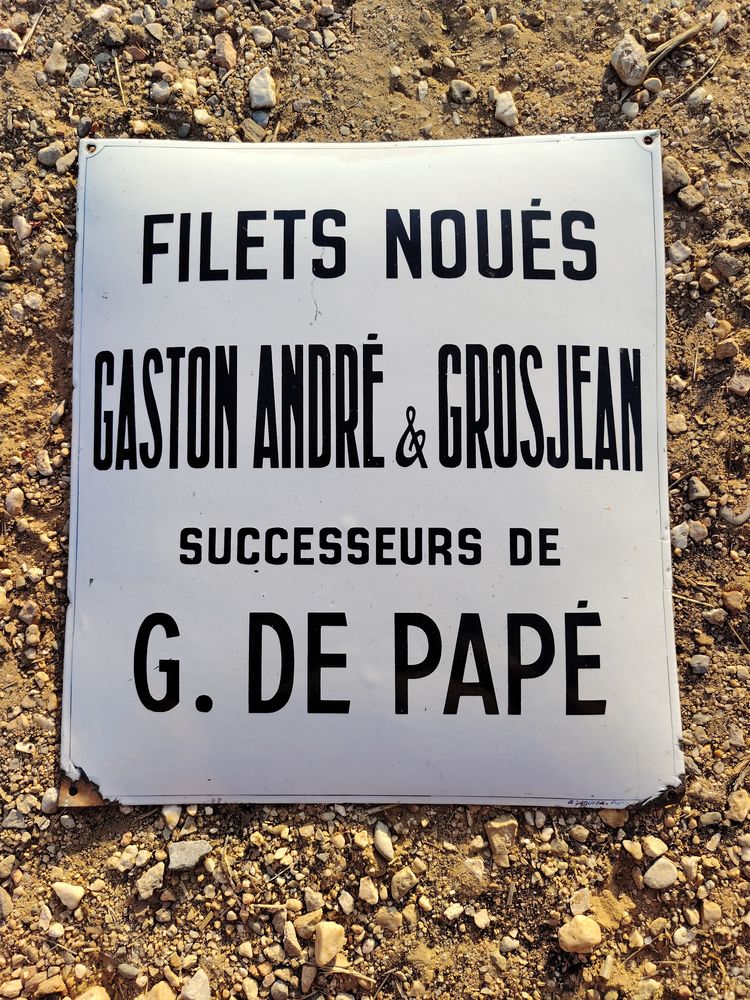 plaque emaillee bombee filets noues 215 Saint-Jean-de-Fos (34)
