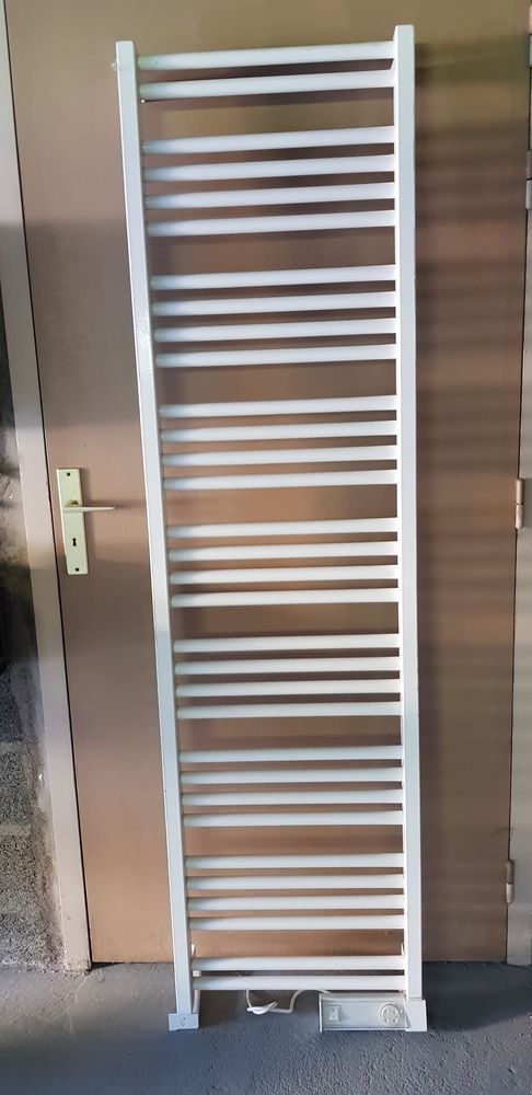 Vends Radiateur �lectrique porte-serviettes 30 Bailleau-le-Pin (28)