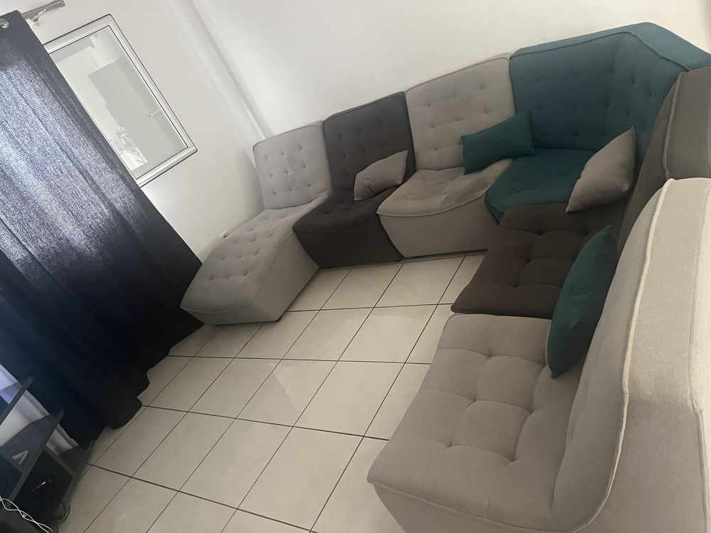 Canap� d'angle modulable avec m�ridienne 300 Saint-Paul (97)