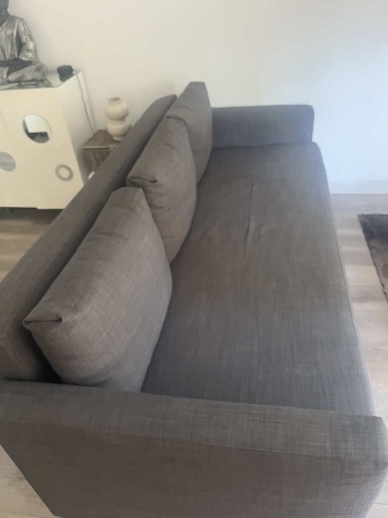 Canap� convertible 3 places 200 Cannes (06)