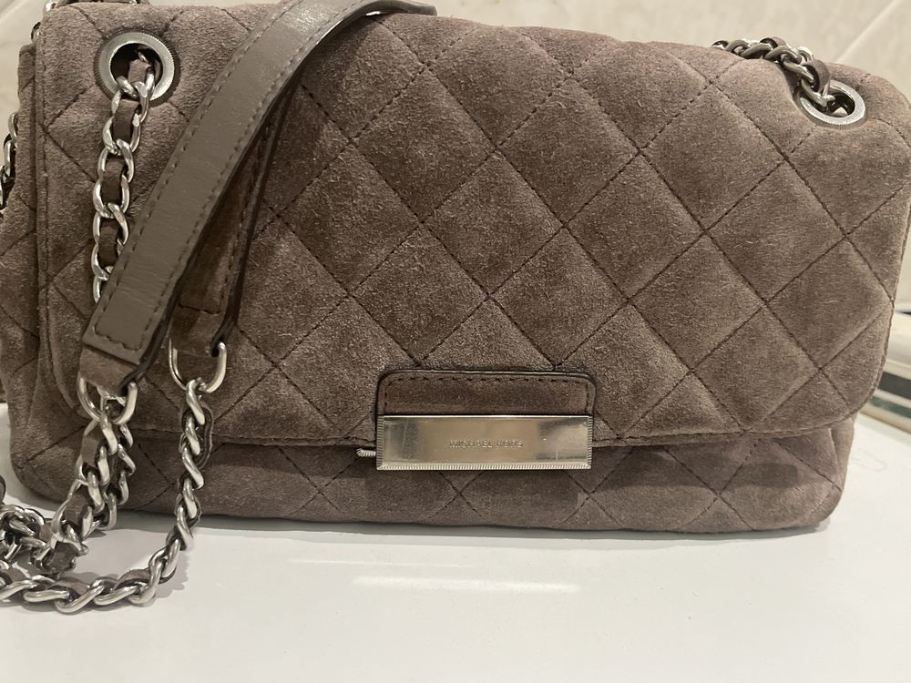 Sac en cuir daim Michael Kors beige 99 Le Perreux-sur-Marne (94)