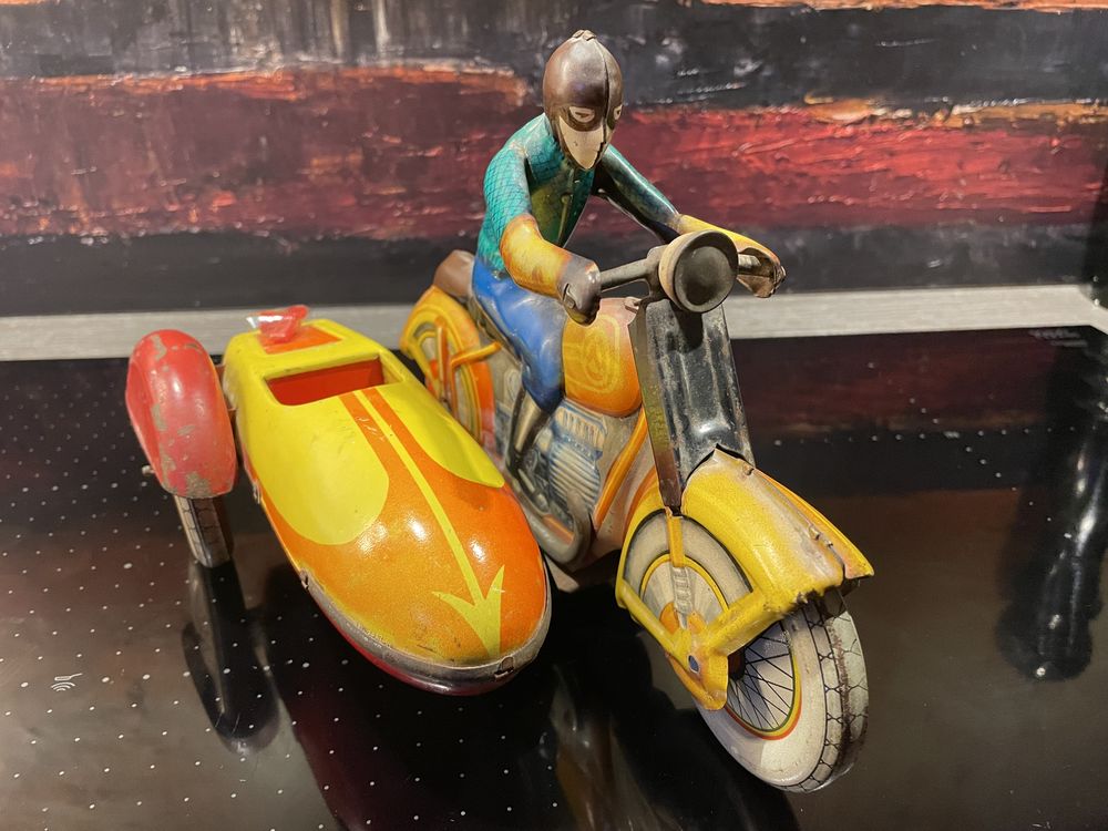 MOTO SIDE-CAR INGRA TEKHNICA 1970 Jouet ancien vintage t�le 250 Vigneux-sur-Seine (91)