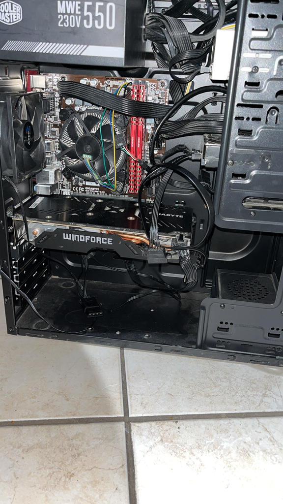 Unit� centrale compl�te composants install�s 200 Bourges (18)