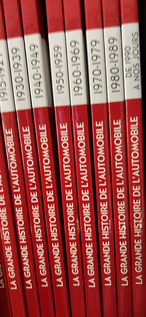 Collection livres La Grande Histoire de l'Automobile 50 Saint-Martin-Boulogne (62)