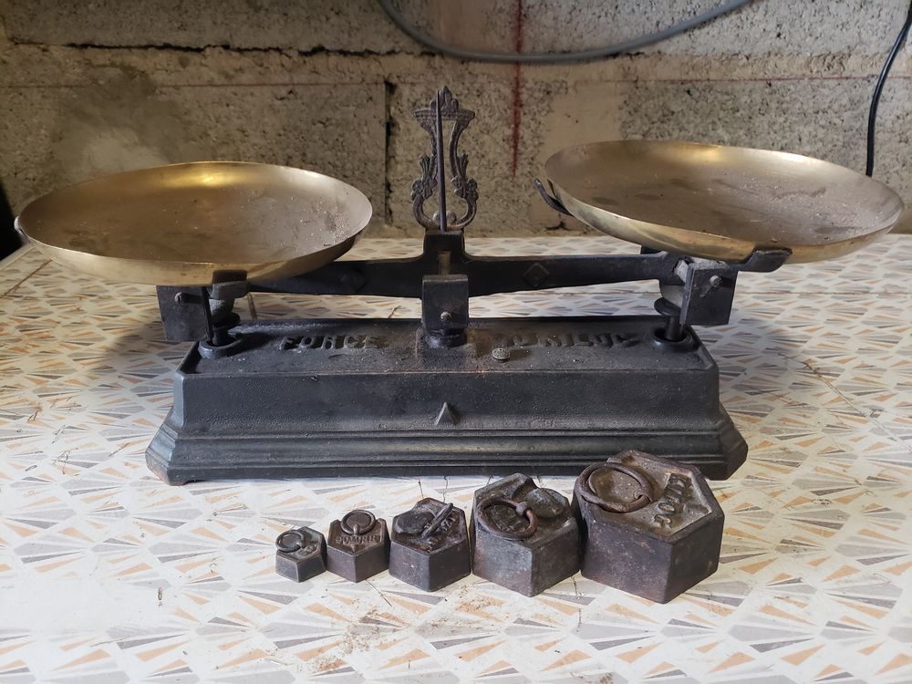 Balance a plateaux avec poids 50 Verg�ze (30)